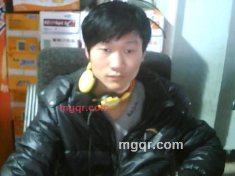 相识闻其依的第2张照片