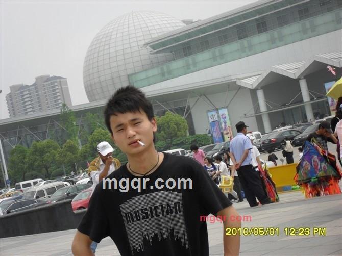 何必A的第1张照片