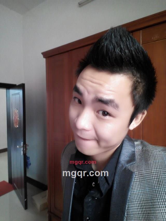 宅男在家等勾引的第12张照片