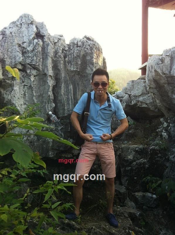 宅男在家等勾引的第8张照片