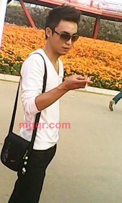 宅男在家等勾引的第10张照片