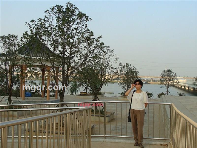 情感孤独的lzx的第1张照片