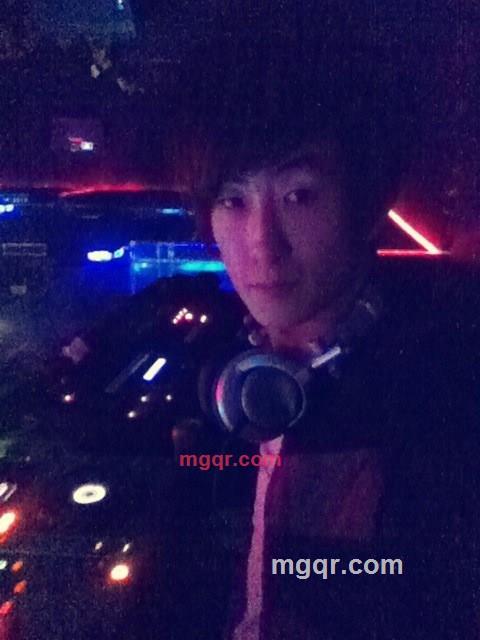 午夜潮男。的第8张照片