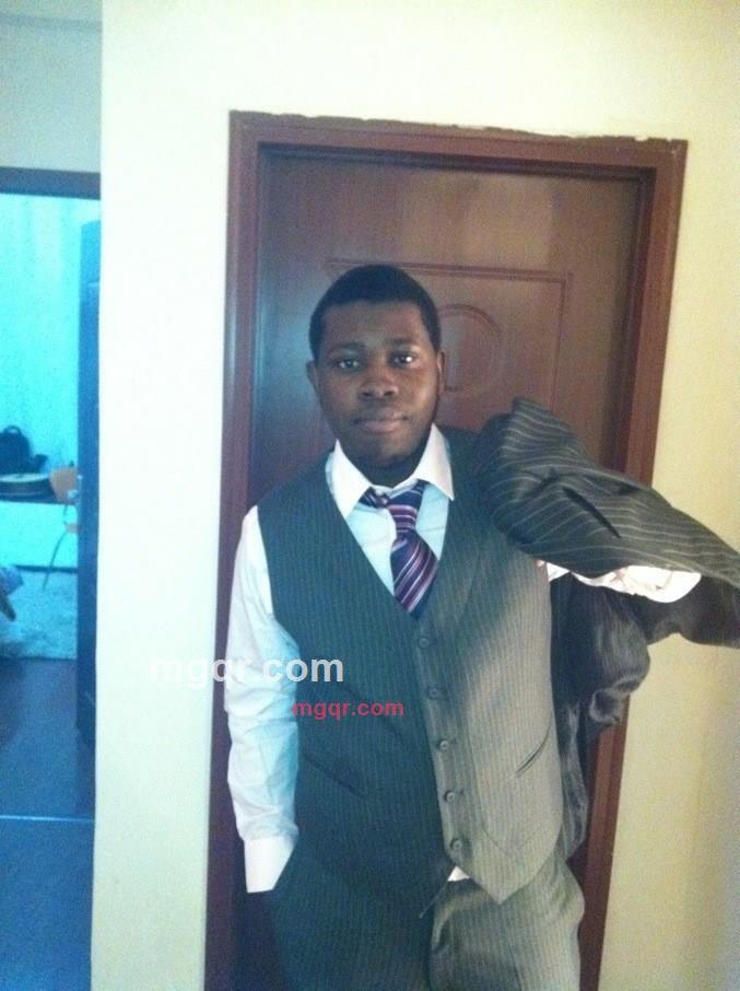  Grand poupy 帅哥的第1张照片