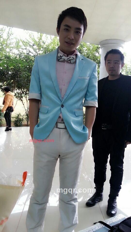 宅男在家等勾引的第7张照片