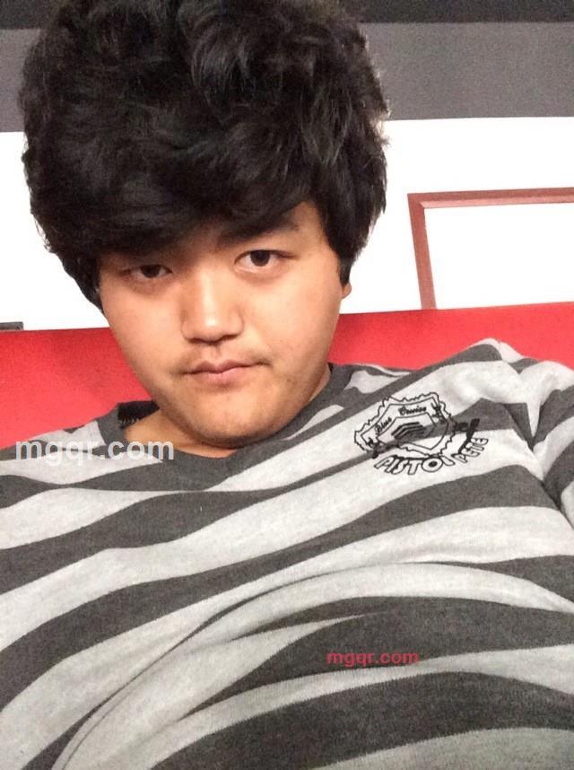 跪喊、 坤哥的第2张照片