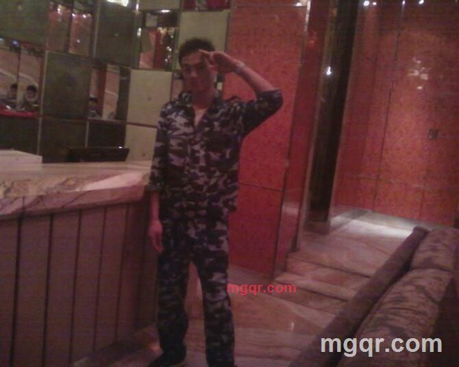 伪装的?情放肆无奈的第3张照片