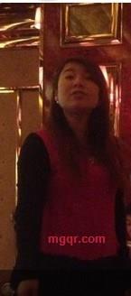 寂寞的上班族的第1张照片