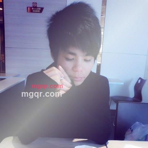 ℡「男、神」的第3张照片