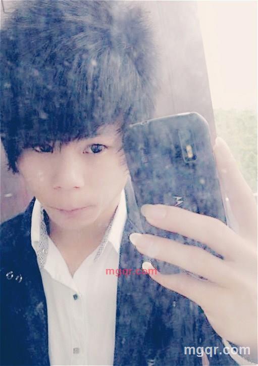 ℡「男、神」的第1张照片