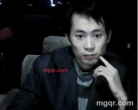 孤单人想爱爱的第1张照片