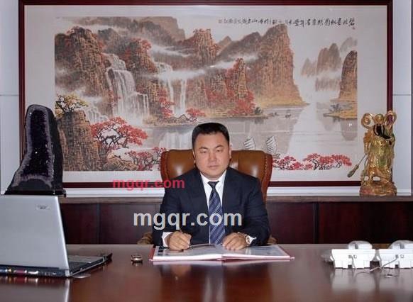 夜更爱美人的第1张照片