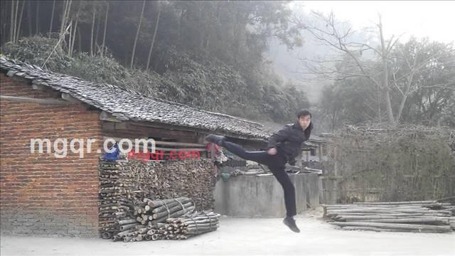 人物进化论的第2张照片