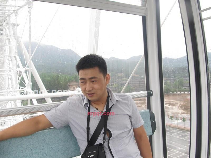 李艳峰的第5张照片