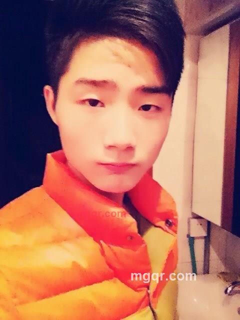 颜木的第1张照片