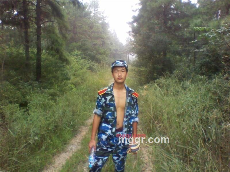 爱液的滋润的第2张照片