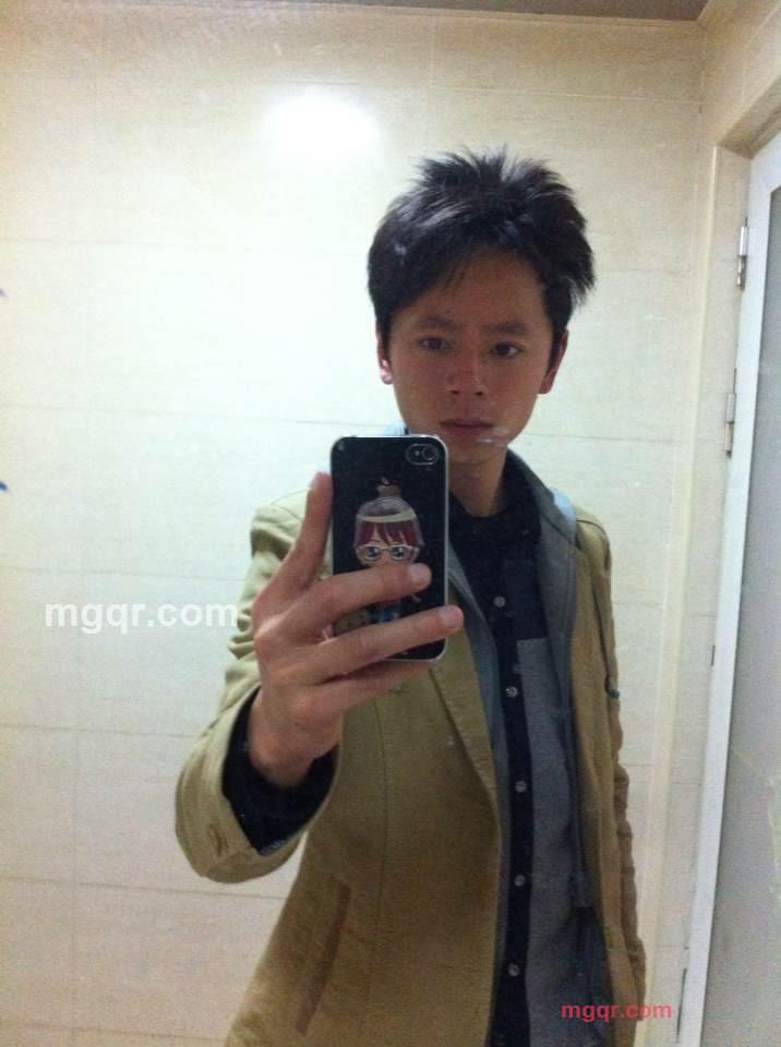 尾戒先生的第3张照片