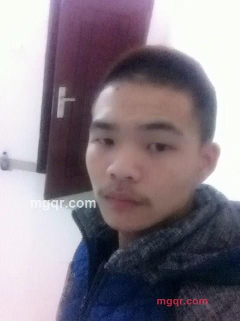 半夜寻找激情的第1张照片