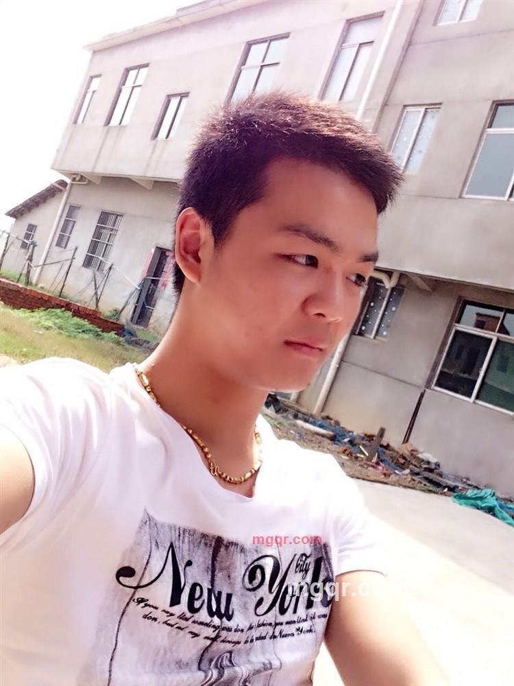  纯纯的的第4张照片