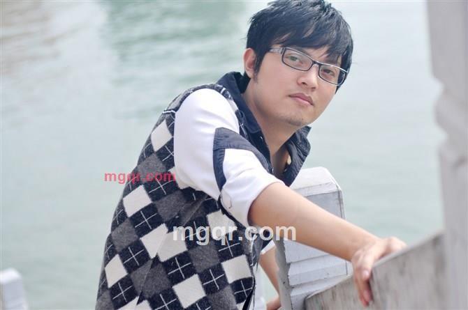 哥玩的寂寞啊的第1张照片