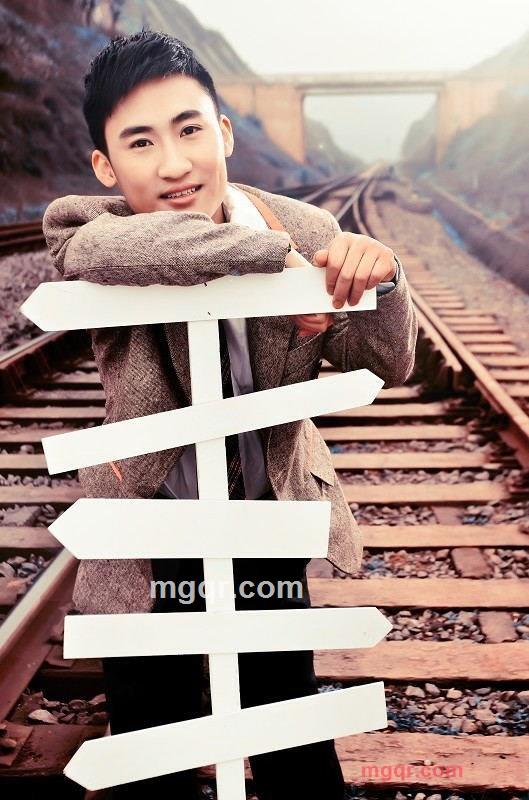 爷不狂 爷很拽的第1张照片