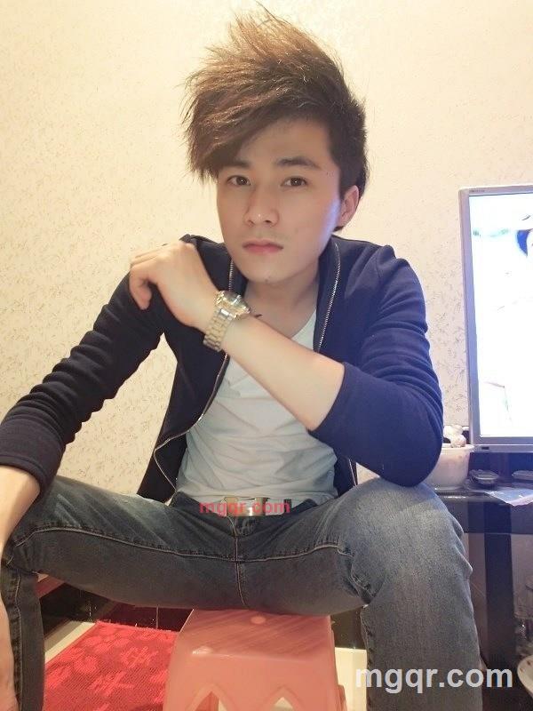 寂De寞男孩的第3张照片