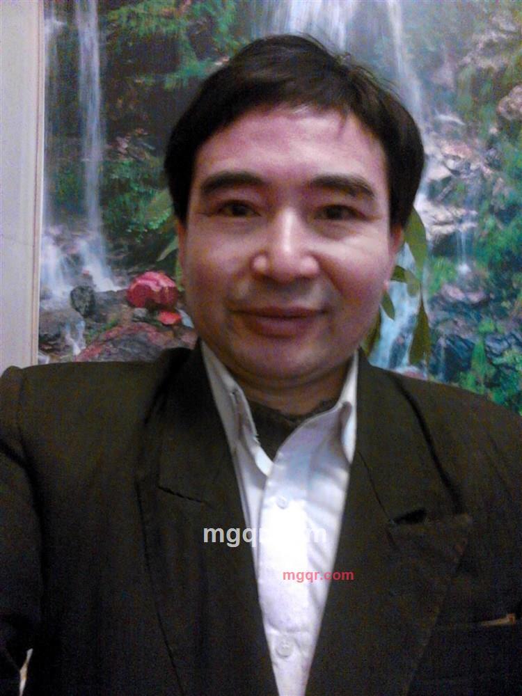 情夜缠绵的第2张照片