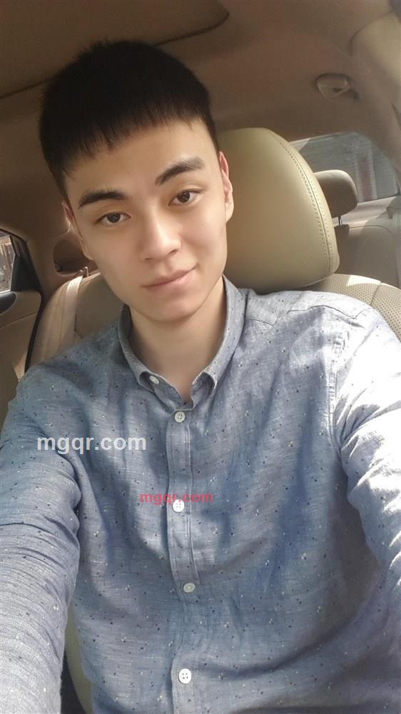 啊伟要飞的第1张照片