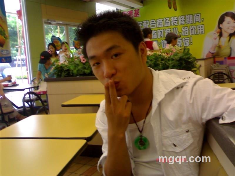 小生抱抱的第1张照片