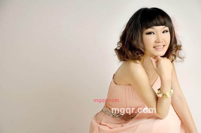 落叶忘记风的第1张照片