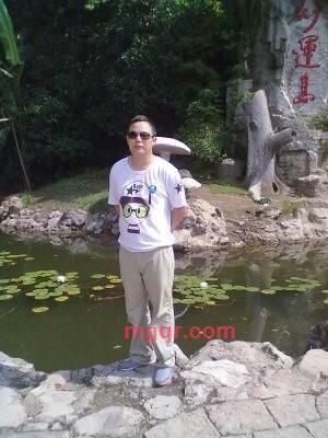 绝色诱惑的第1张照片