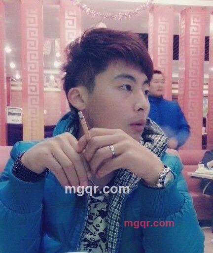 帅气小男人求??的第1张照片