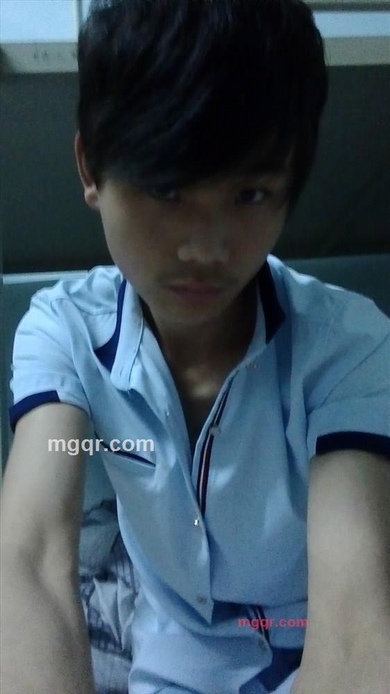 清纯小*男420的第1张照片