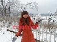 不哭的女孩的第2张照片