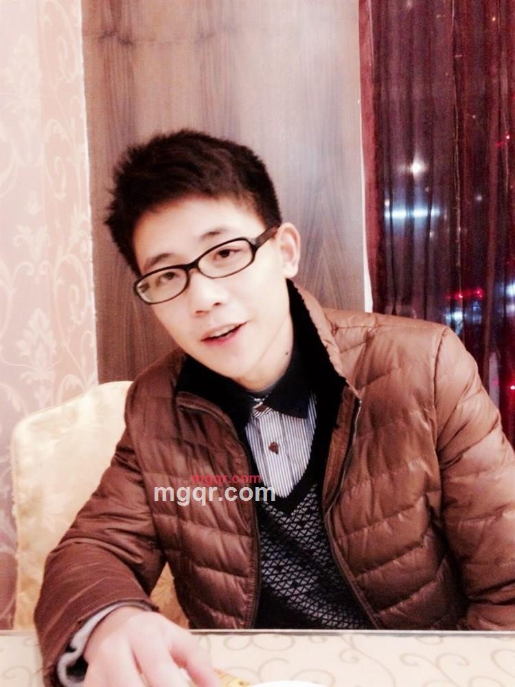 E、夜、情的第2张照片