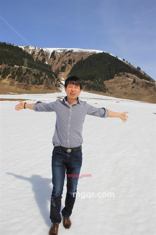 黑色绘的第3张照片