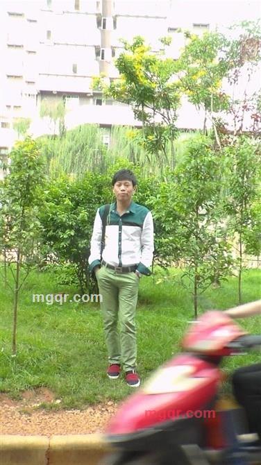 【孤孤单单】的第1张照片