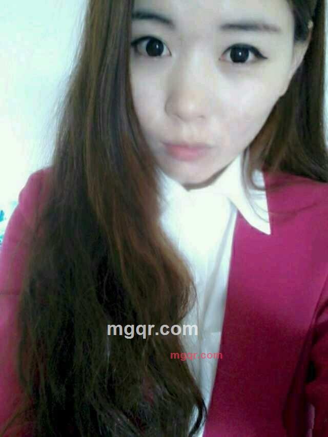 伊人笑的第3张照片