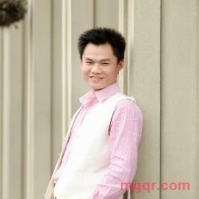 《**激情》的第1张照片