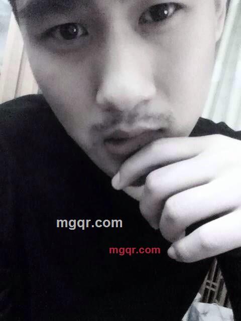 无聊路人的第1张照片