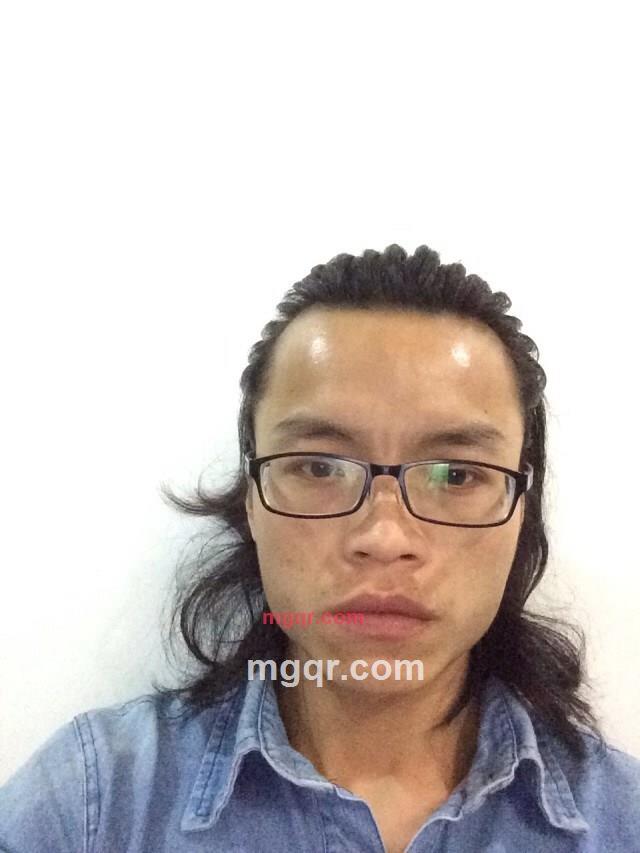 一只脚走路的第2张照片