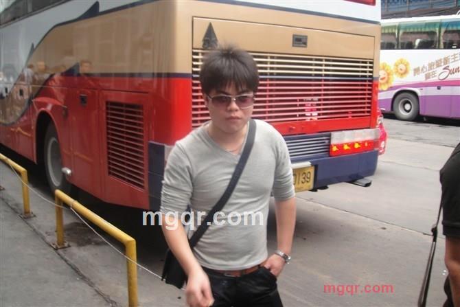 拖拉机的三套车的第6张照片