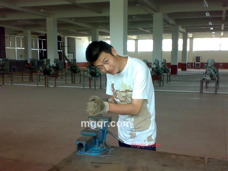 哥的世界你不的第1张照片