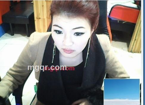 不太安全的女人的第3张照片