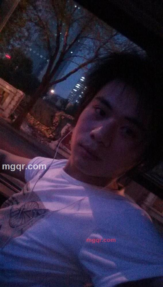 明明//,的第1张照片