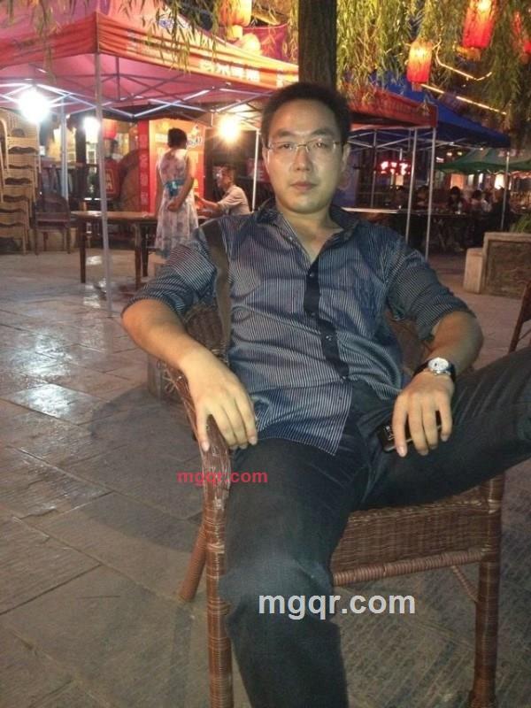 寂寞夜里空虚心的第2张照片