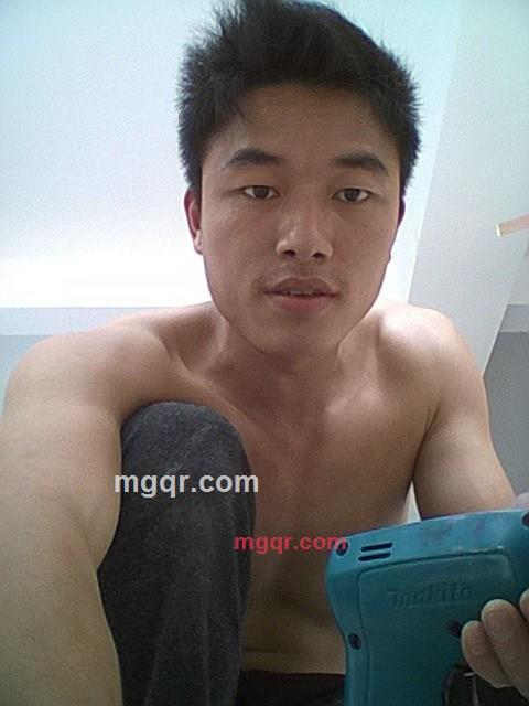 夜*寞的第2张照片