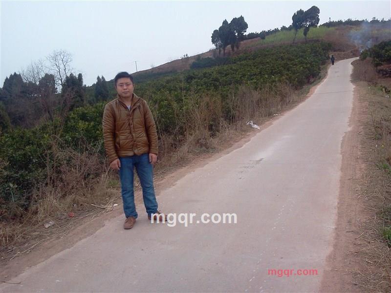 明寻爱的第1张照片