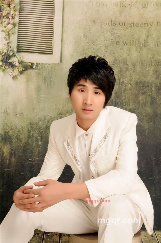 李龙123123的第3张照片