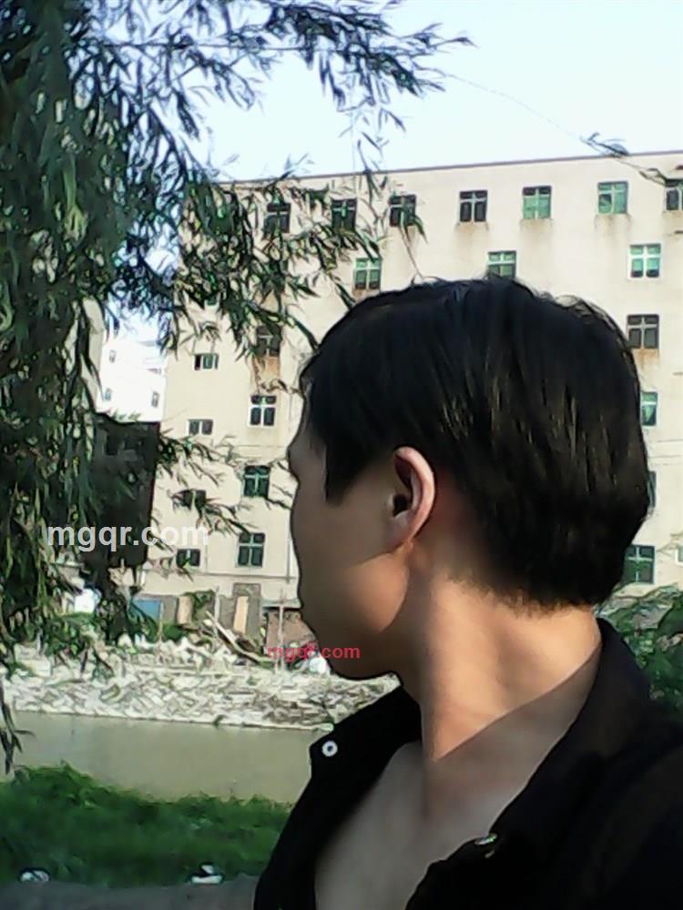 血色秋枫的第8张照片